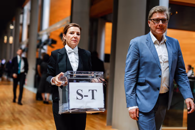 Foto 29: EP Plenary session - Election of the Vice-Presidents of the European Parliament - First ballot
