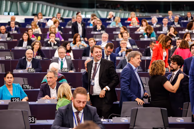 Foto 19: EP Plenary session - Election of the Vice-Presidents of the European Parliament - First ballot