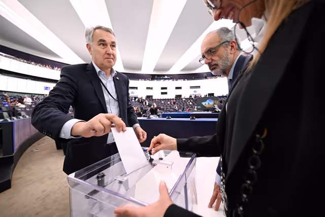 Foto 41: EP Plenary session - Election of the Vice-Presidents of the European Parliament - First ballot
