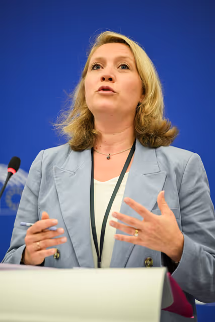 Nuotrauka 5: Last minute briefing