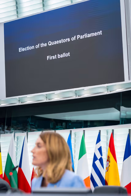 Снимка 37: EP Plenary session - Elections of Quaestors of Parliament