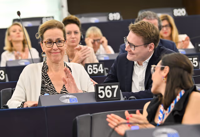 Снимка 20: EP Plenary session - Elections of Quaestors of Parliament