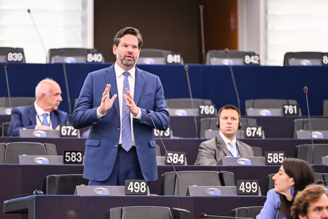 Photo 1 : EP Plenary session - The need for the EU's continuous support for Ukraine