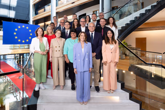 Constitutive meeting of the new Bureau of the EP - group photo