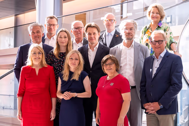 Valokuva 2: Danish MEPs group photo