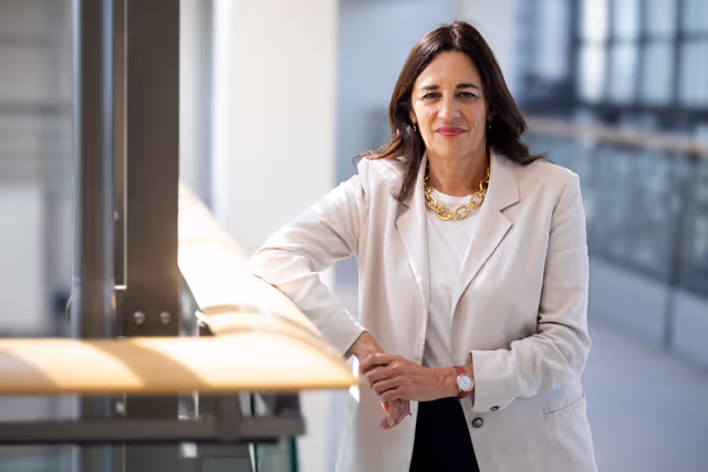 Fotó 6: Laurence FARRENG in the EP in Brussels