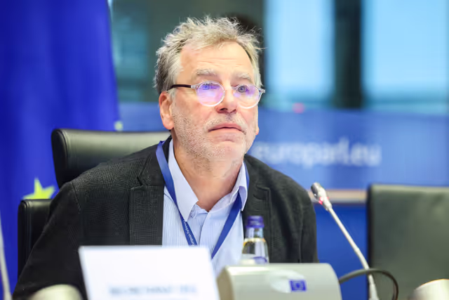 Photo 28 : ECON Committee constitutive meeting