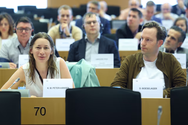 Photo 21 : ECON Committee constitutive meeting