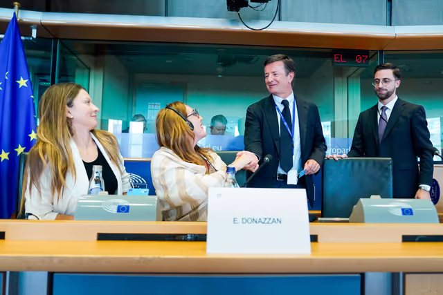 Photo 13 : ITRE Committee constitutive meeting