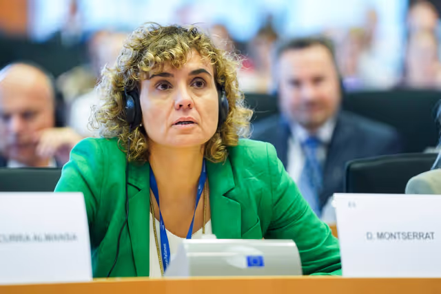 Foto 20: PETI Committee constitutive meeting