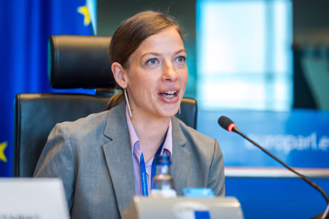 Suriet 23: EMPL Committee constitutive meeting