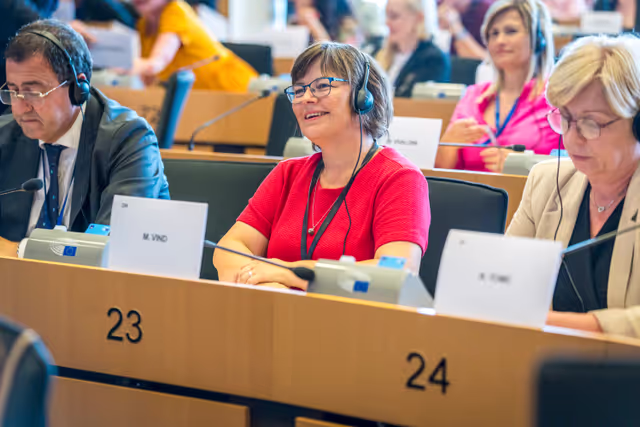 Suriet 12: EMPL Committee constitutive meeting