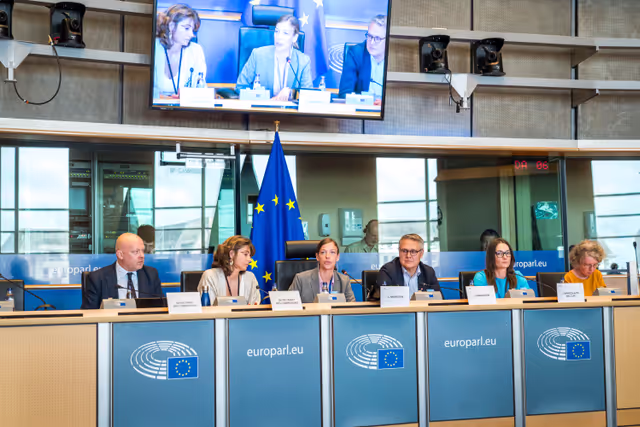 Suriet 9: EMPL Committee constitutive meeting