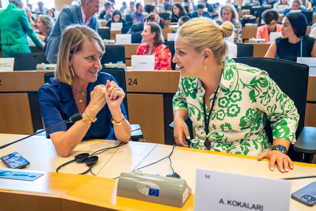 Photo 25 : FEMM Committee constitutive meeting