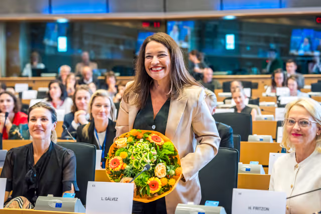 Photo 18 : FEMM Committee constitutive meeting
