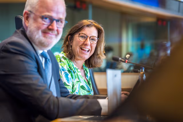 Photo 15 : SANT Committee constitutive meeting