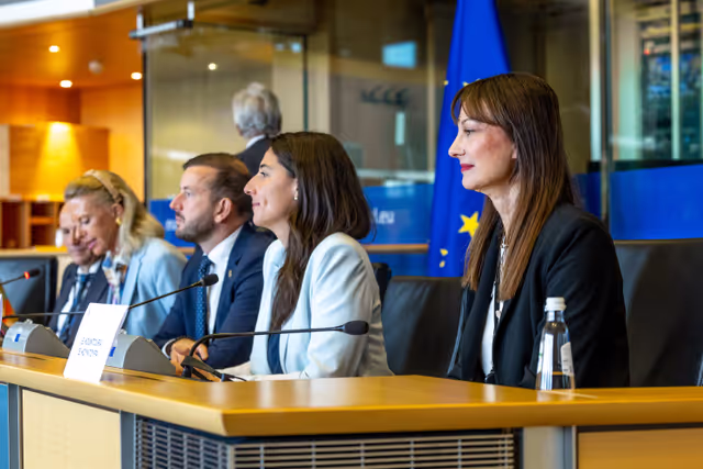 Fotografie 9: TRAN Committee constitutive meeting