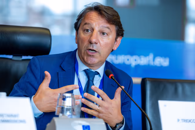 Fotografi 20: FISC Committee constitutive meeting