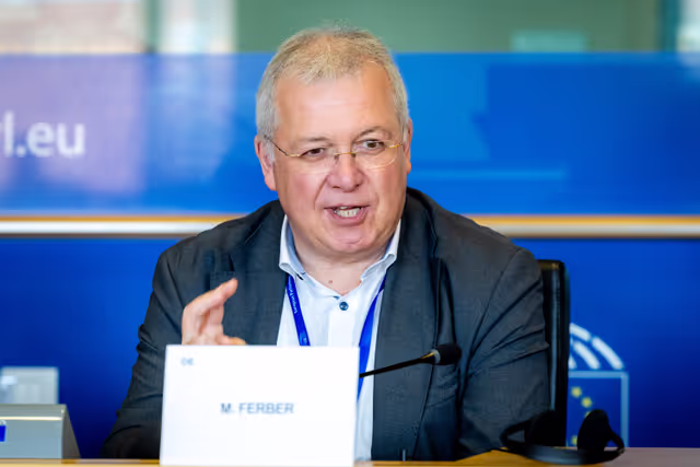 Fotografi 14: FISC Committee constitutive meeting