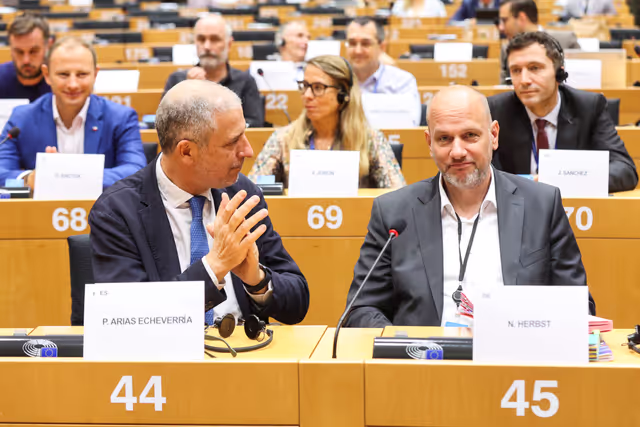 Φωτογραφία 17: CONT Committee constitutive meeting