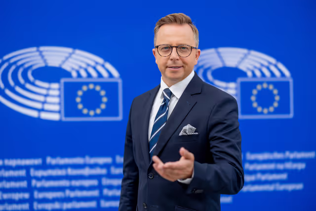 Fotografi 9: Dariusz JONSKI in the EP in Brussels