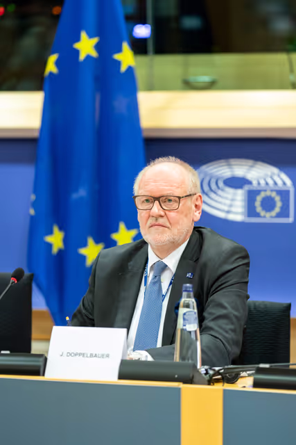 Fotografia 2: TRAN Committee - Exchange of views with Mr Josef Doppelbauer, Executive Director of the European Union Agency for Railways ERA