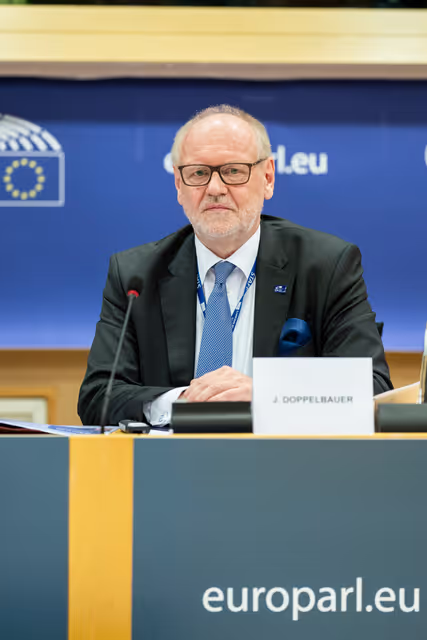 Fotografia 21: TRAN Committee - Exchange of views with Mr Josef Doppelbauer, Executive Director of the European Union Agency for Railways ERA