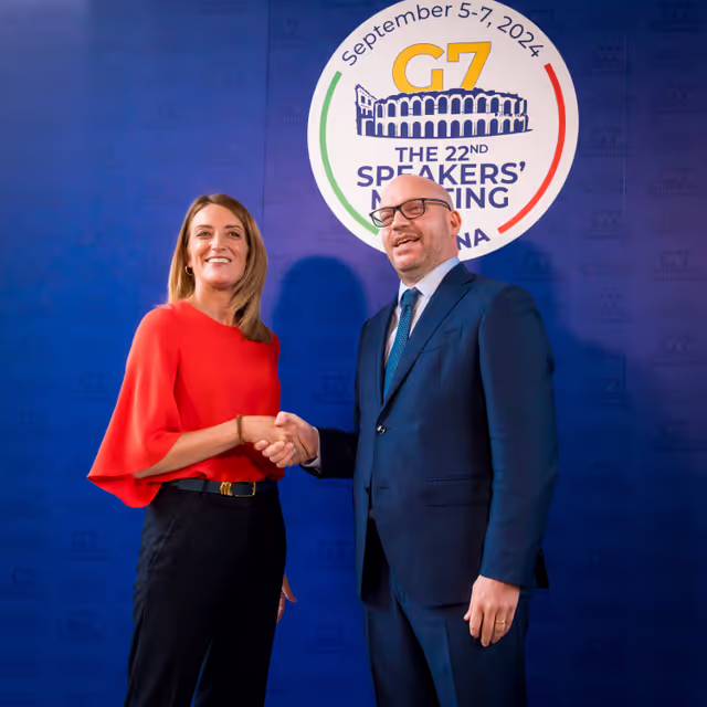 Fotó 5: Official visit by Roberta METSOLA, EP President, to Verona (Italy) - G7 Speakers conference - Opening ceremony