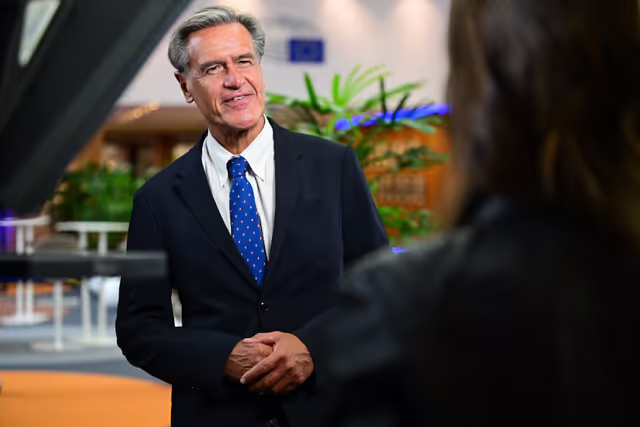 Suriet 13: Juan Fernando LÓPEZ AGUILAR in the EP in Brussels