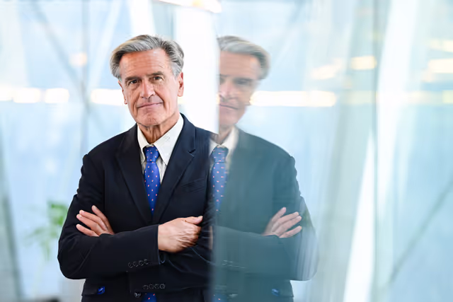 Suriet 9: Juan Fernando LÓPEZ AGUILAR in the EP in Brussels