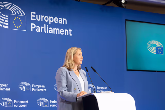 Valokuva 4: Pre-session briefing