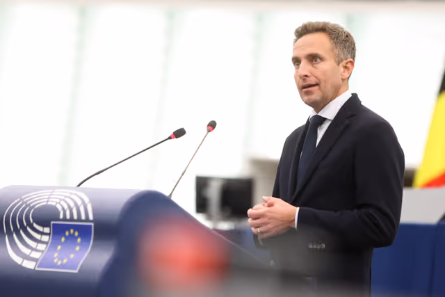 Foto 10: EP Plenary session - Commission statement - Need to prevent security threats like the Solingen attack through addressing illegal migration and effective return