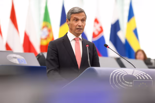 Foto 7: EP Plenary session - Commission statement - Need to prevent security threats like the Solingen attack through addressing illegal migration and effective return