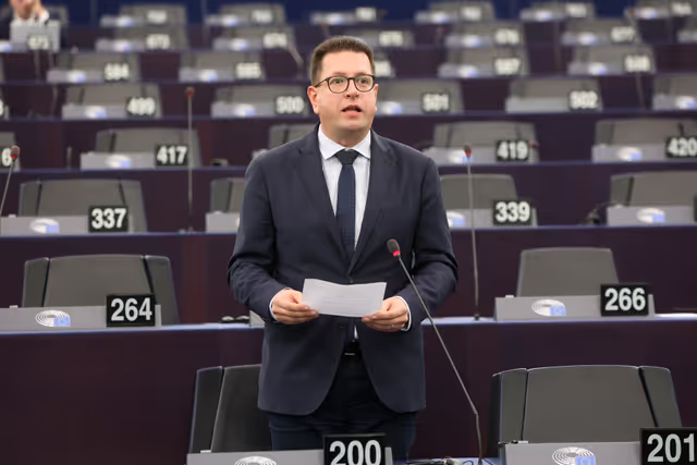 Foto 6: EP Plenary session - Commission statement - Need to prevent security threats like the Solingen attack through addressing illegal migration and effective return