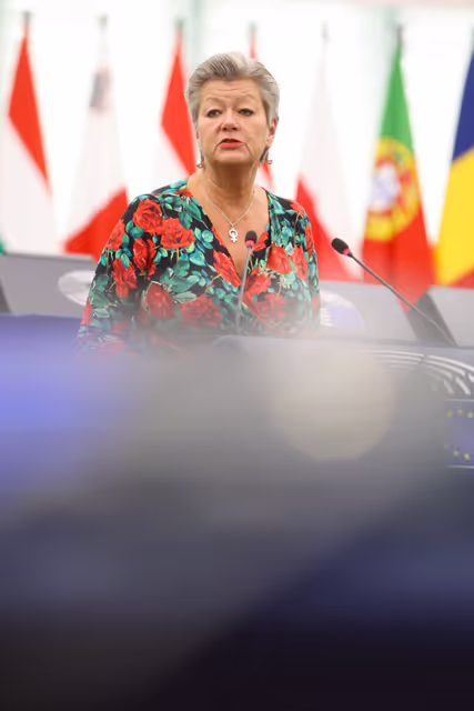 Foto 1: EP Plenary session - Commission statement - Need to prevent security threats like the Solingen attack through addressing illegal migration and effective return