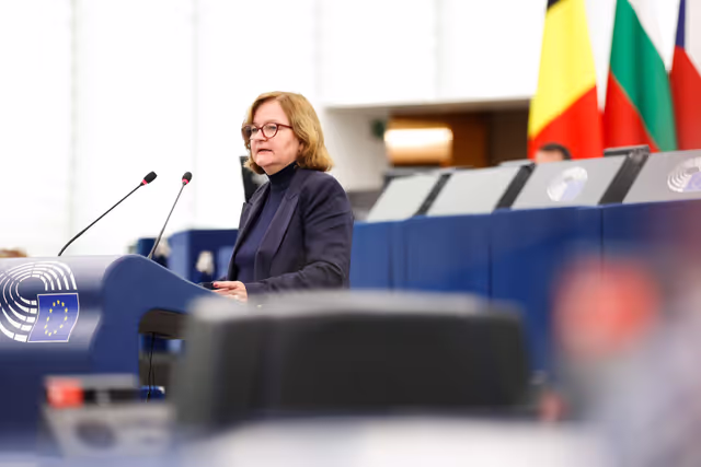 Fotó 27: EP Plenary session - Commission statement - Persistent problems of anti-Semitism in Europe and of other forms of hate speech and hate crimes