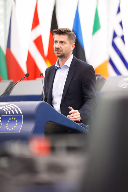 Fotó 10: EP Plenary session - Commission statement - Persistent problems of anti-Semitism in Europe and of other forms of hate speech and hate crimes