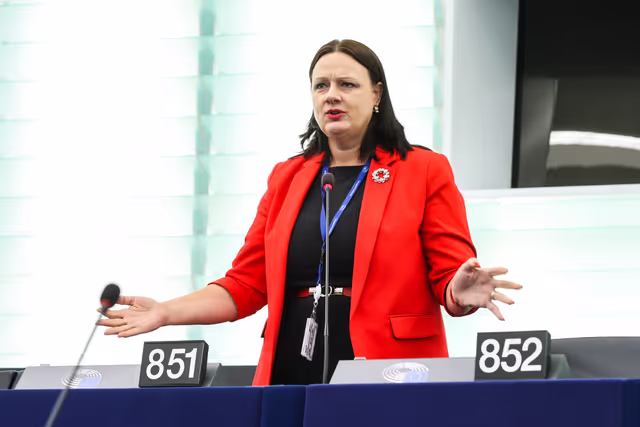 Fotó 2: EP Plenary session - Commission statement - Continued financial and military support to Ukraine by EU Member States