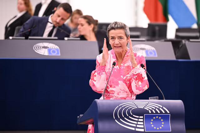 EP Plenary session - Commission statement - Global measures towards social media platforms - Strengthening the role of DSA and protecting the democracy and freedom in the online sphere