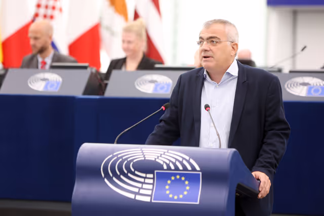 Fotografie 37: EP Plenary session - Commission statement - State of the Energy union