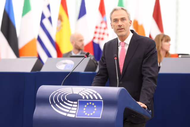 Fotografie 30: EP Plenary session - Commission statement - State of the Energy union