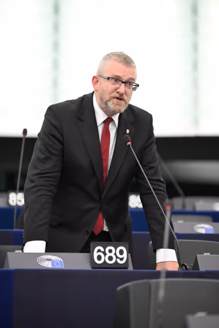 Fotagrafa 2: EP Plenary session - Commission statement - War in the Gaza Strip and the situation in the Middle-East