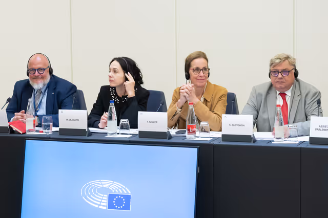 Valokuva 11: College of Quaestors constitutive meeting