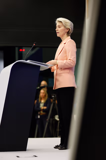 Fotografija 15: Press conference on the suggested structure and portfolios of the college of Commissioners