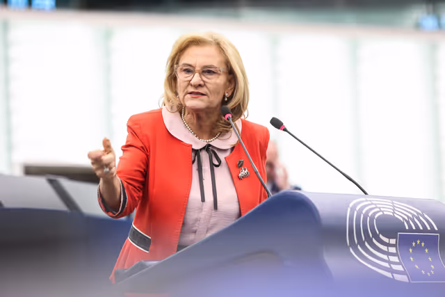 Fotografie 22: EP Plenary session - Commission statement - The devastating floods in Central and Eastern Europe, the loss of lives and the EU’s preparedness to act on such disasters exacerbated by climate change