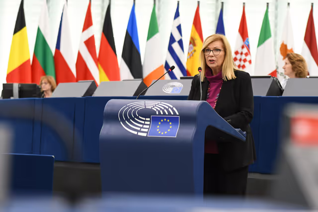 Fotografia 8: EP Plenary session - Topical Debate - Organised crime, a major threat to the internal security of the European Union and European citizens