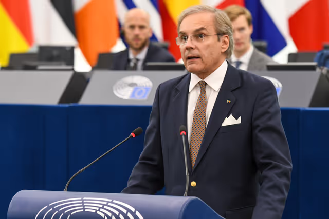 Снимка 38: EP Plenary session - Debates on cases of breaches of human rights, democracy and the rule of law