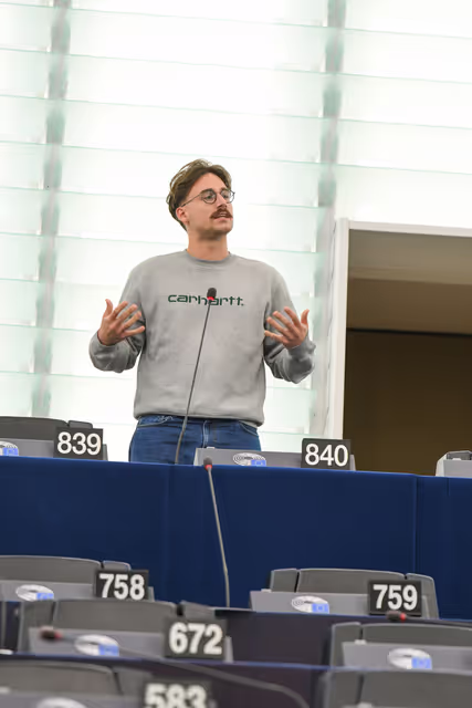 Снимка 27: EP Plenary session - Debates on cases of breaches of human rights, democracy and the rule of law