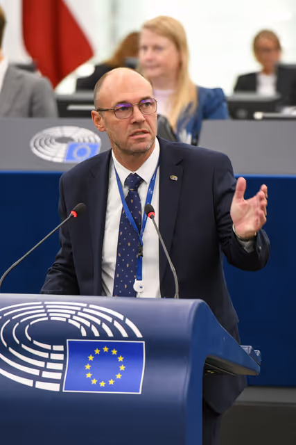 Снимка 16: EP Plenary session - Debates on cases of breaches of human rights, democracy and the rule of law