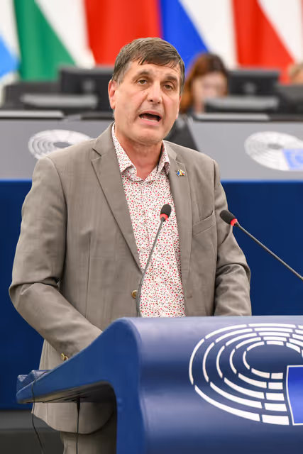 Снимка 6: EP Plenary session - Debates on cases of breaches of human rights, democracy and the rule of law